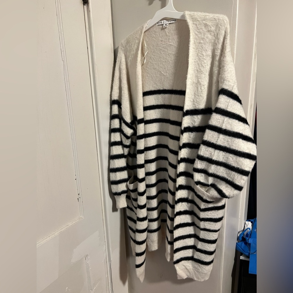 Black & white striped super soft cardigan w/ pockets